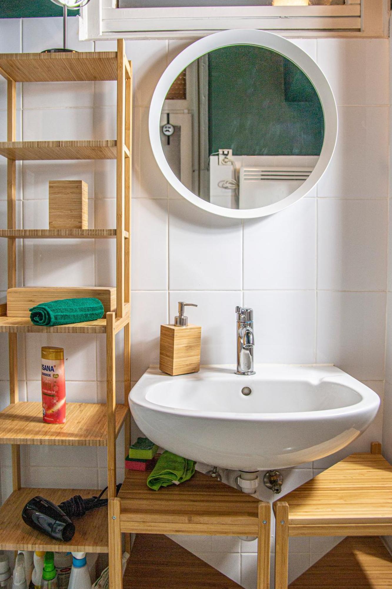 Mops Bob Apartment Будапеща Екстериор снимка